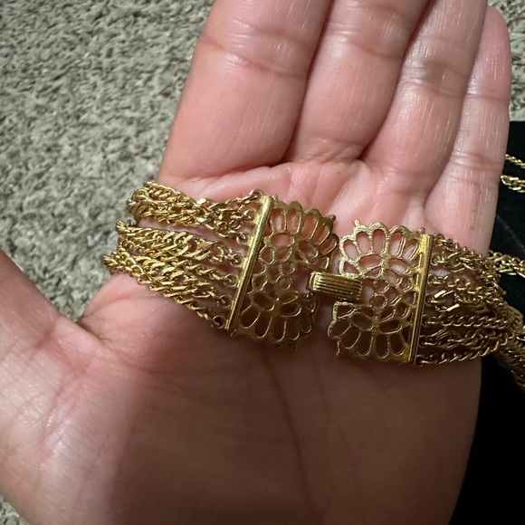 Trifari Vintage Multi-Strand Gold Necklace with Largo Gold Clasp Closure - Picture 7 of 7